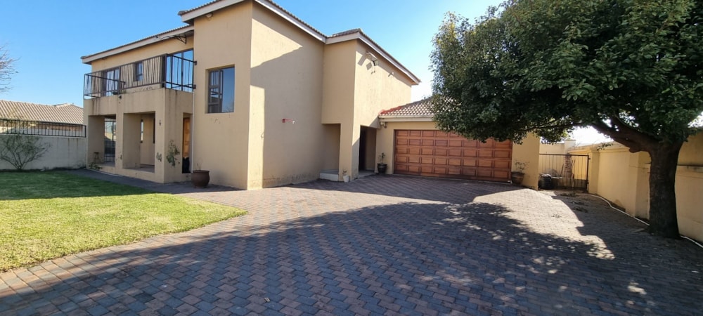 Townhouse for sale in Risiville - 1VT1618705 Townhouse for sale in Risiville - 1VT1618705