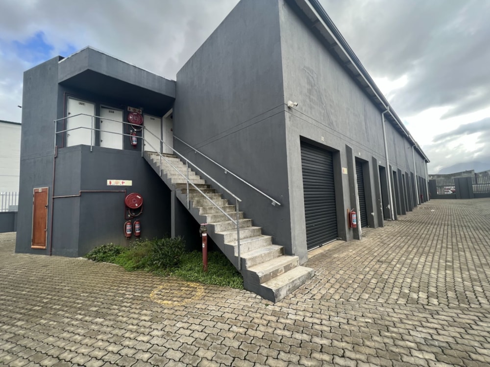 Commercial industrial property for sale in Gordons Bay - SW1619849 Commercial industrial property for sale in Gordons Bay - SW1619849