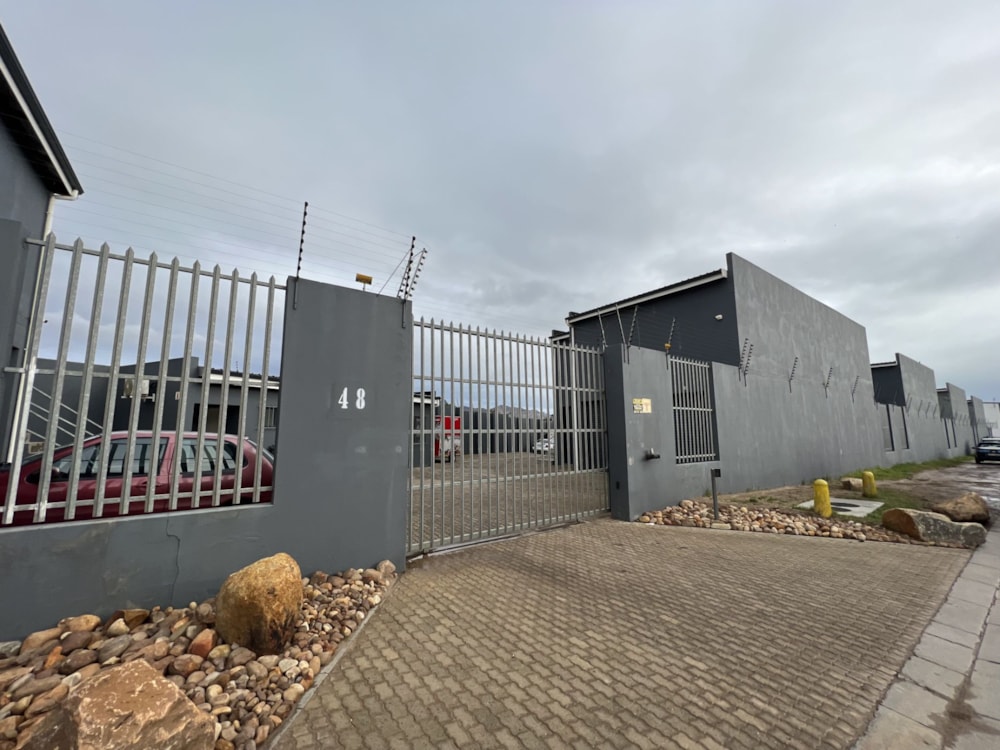 Commercial industrial property for sale in Gordons Bay - SW1619849 Commercial industrial property for sale in Gordons Bay - SW1619849
