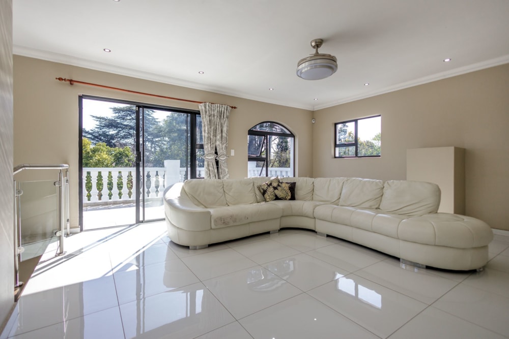 House let in Emmarentia - JBL1619071 House let in Emmarentia - JBL1619071