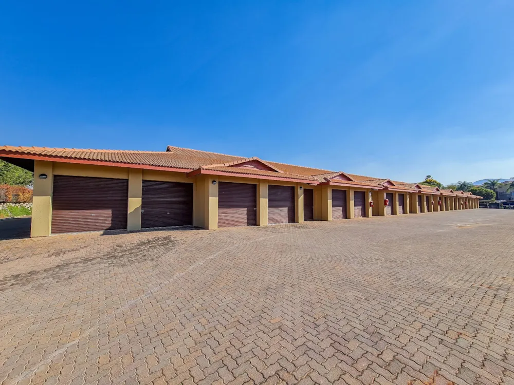 Security estate home sold in Pecanwood - 1HR1719285 Security estate home sold in Pecanwood - 1HR1719285
