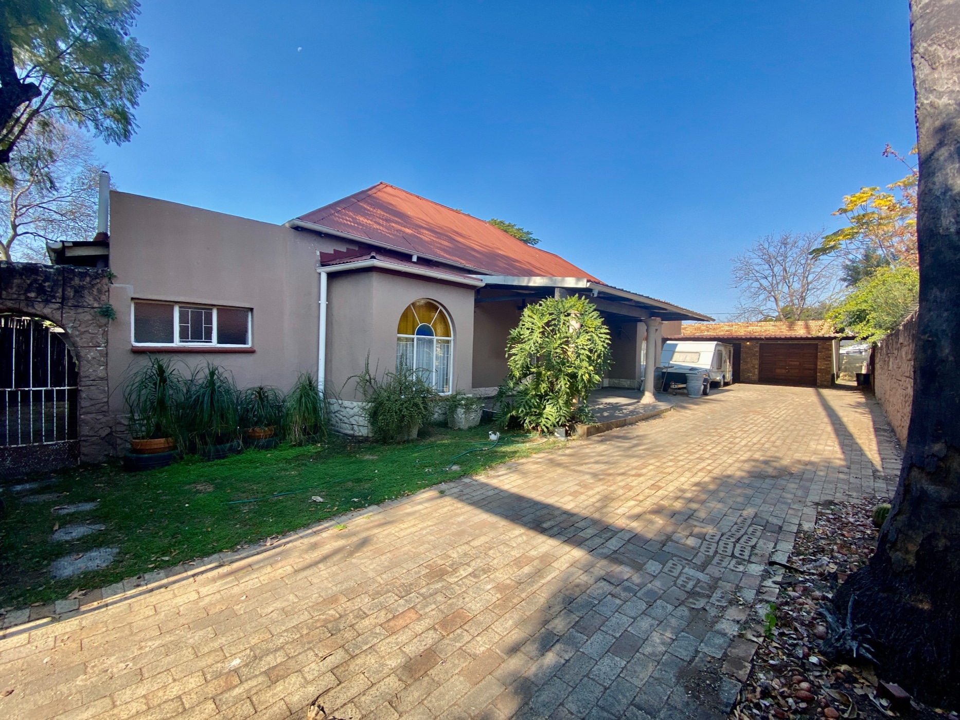 House sold in Bo Dorp - 1RU1619339