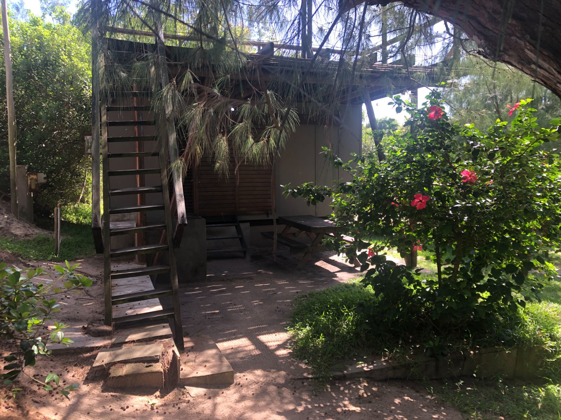 Beach resort for sale in Praia de Macaneta, Mozambique - 3MQ1619645