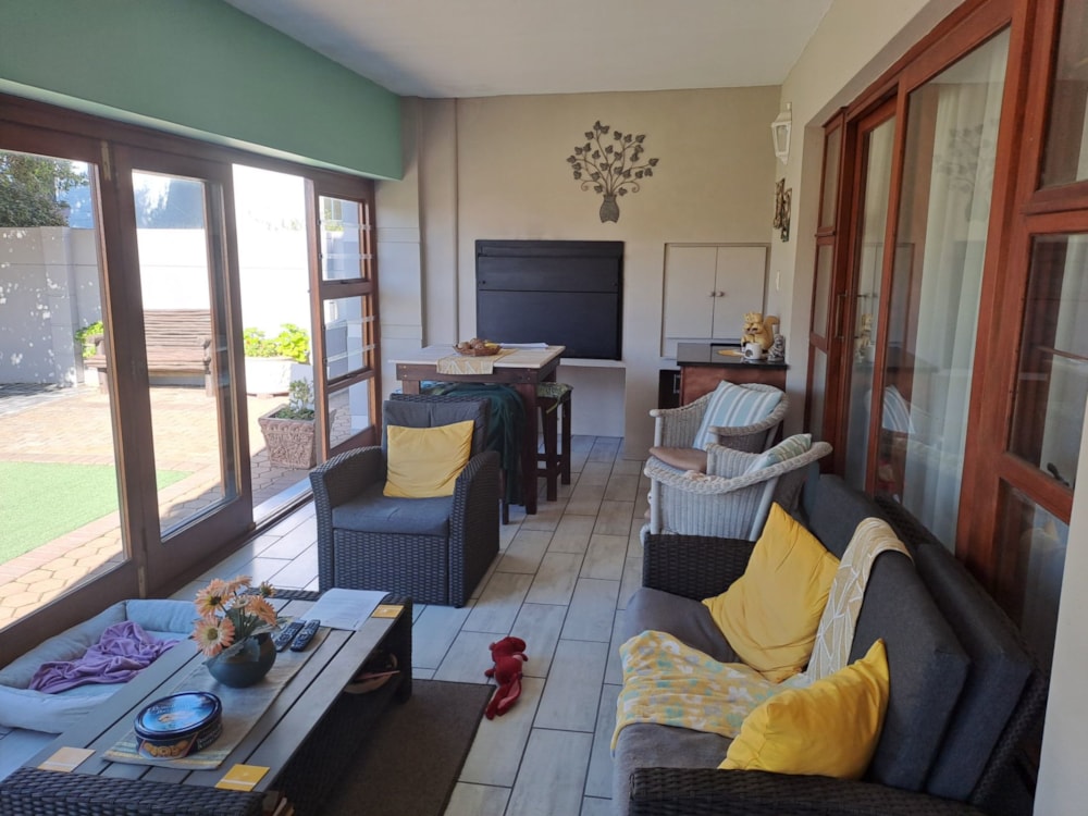 House for sale in Stilbaai West - 1SR1696980 House for sale in Stilbaai West - 1SR1696980