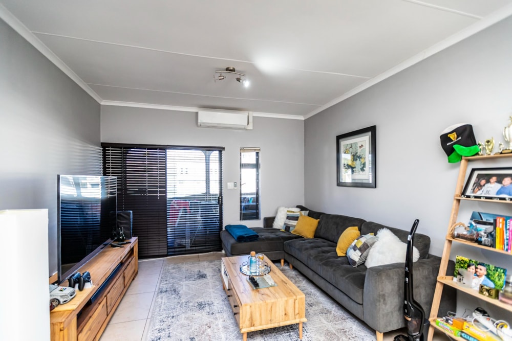 Apartment for sale in Nahoon Valley Park - 1EZ1708275 Apartment for sale in Nahoon Valley Park - 1EZ1708275