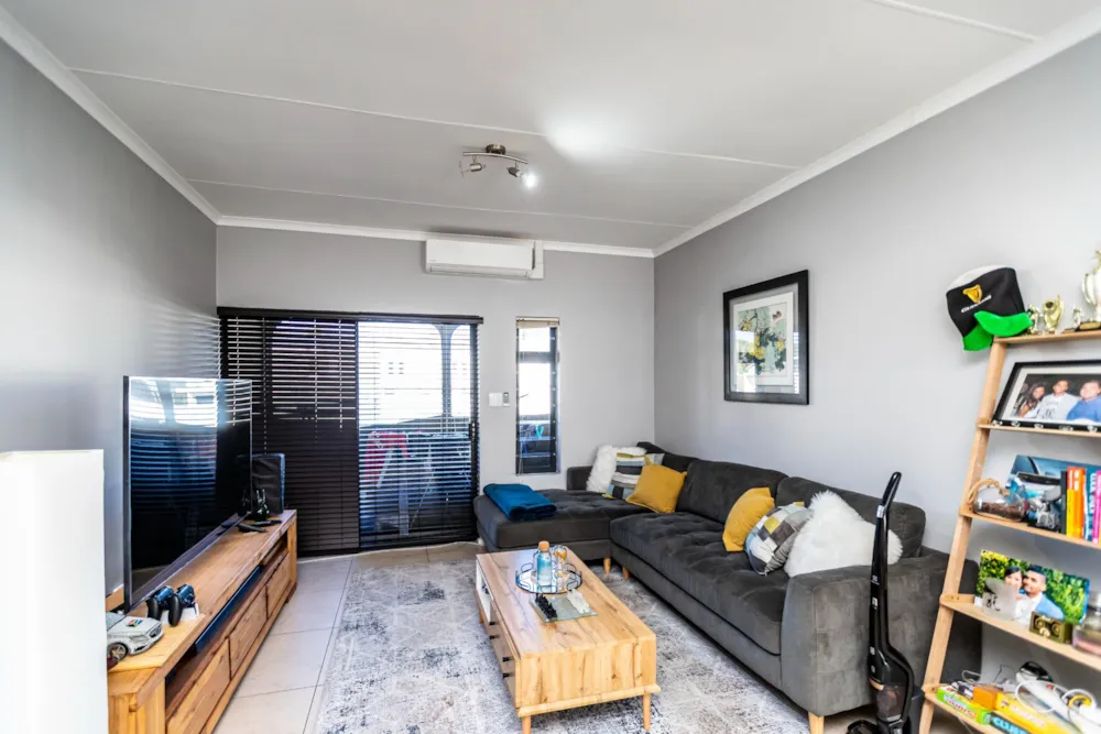 Apartment sold in Nahoon Valley Park - 1EZ1708275 Apartment sold in Nahoon Valley Park - 1EZ1708275