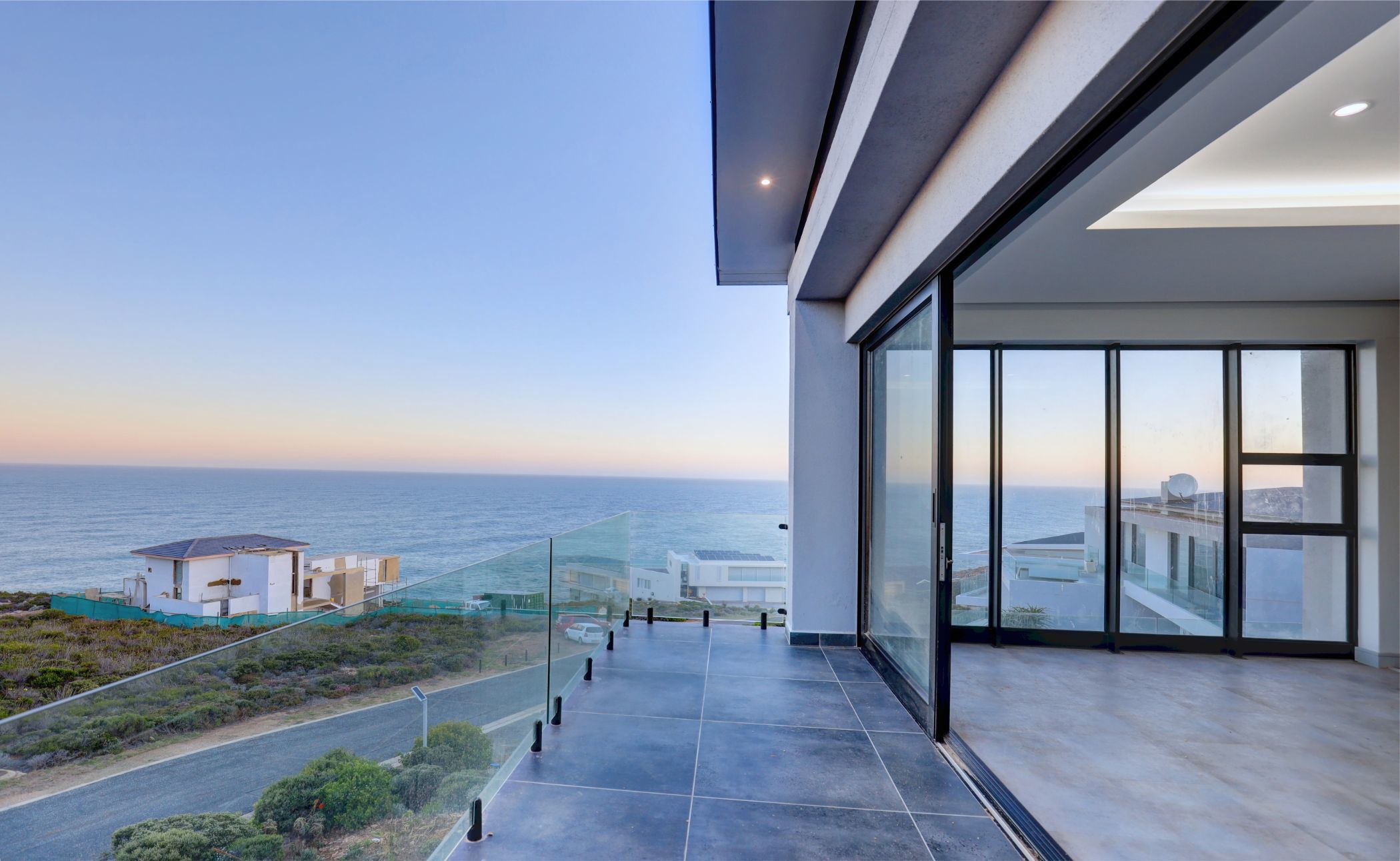 House for sale in Pinnacle Point Golf Estate - 1MB1596388