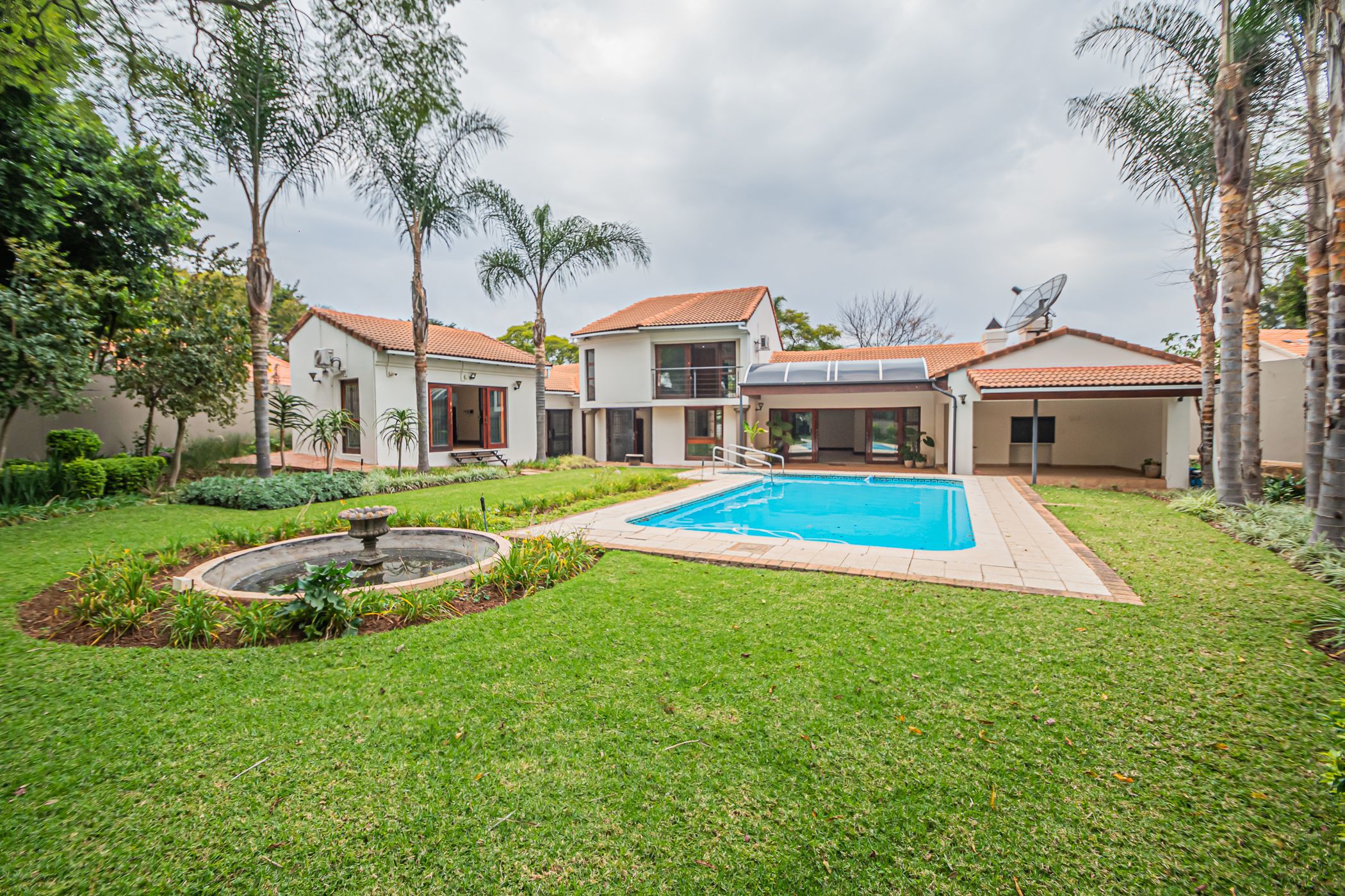 House for sale in Waterkloof Ridge - PT1721444