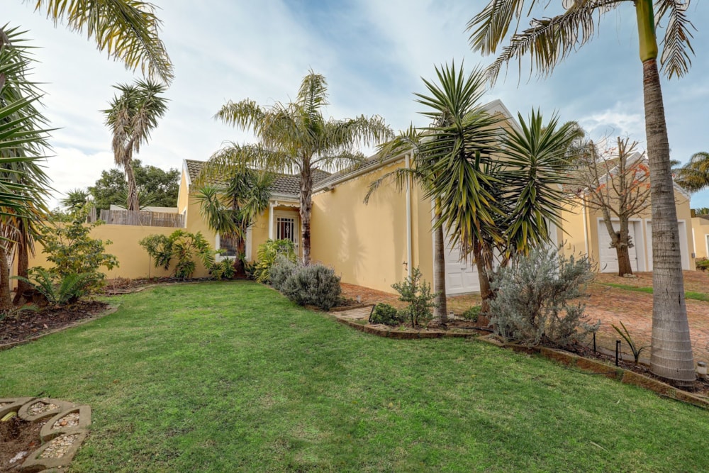 Townhouse let in Sonstraal Heights - NSL1697932 Townhouse let in Sonstraal Heights - NSL1697932