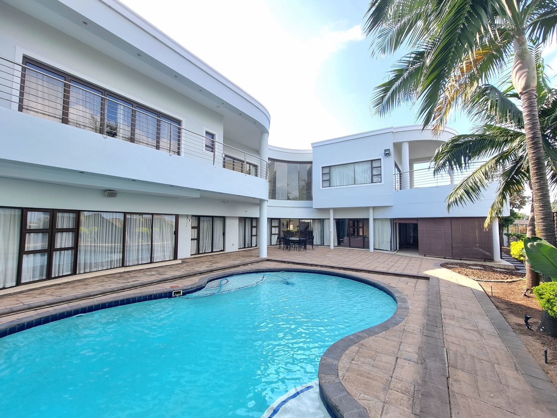House for sale in uMhlanga Rocks - 1ND1573185
