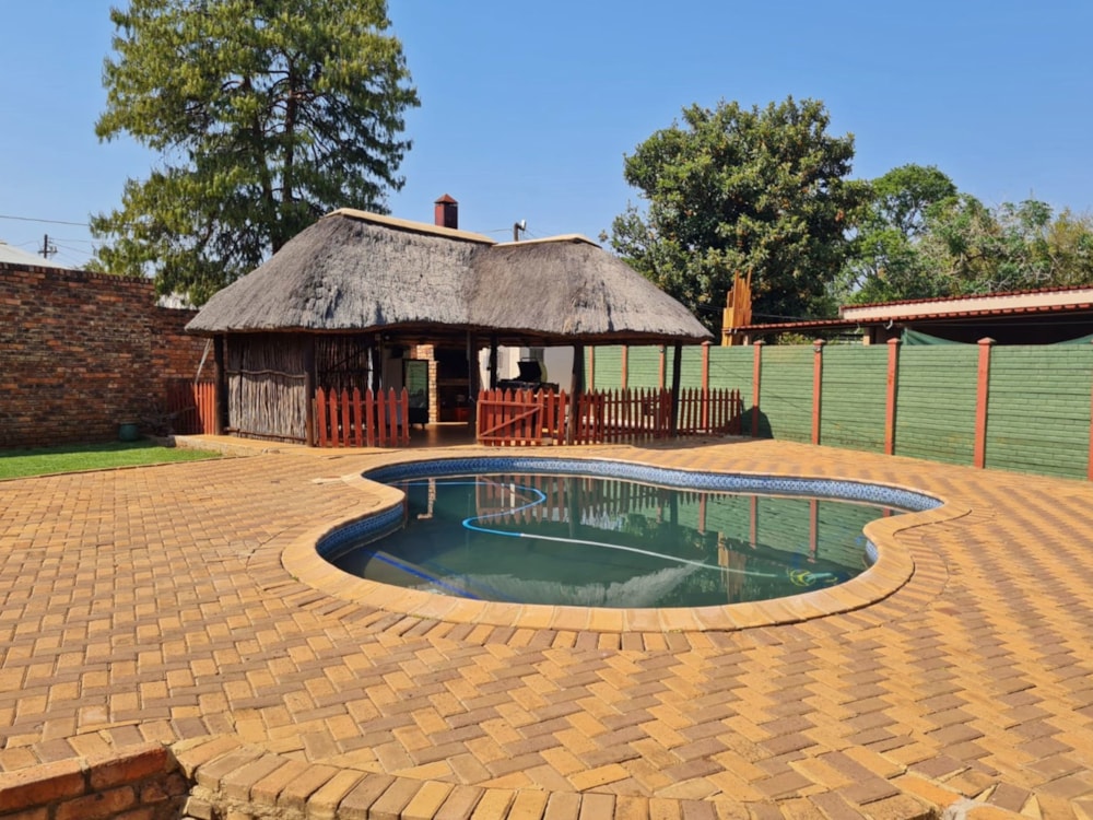 House for sale in Lydenburg (Mashishing) - 1LY1750170 House for sale in Lydenburg (Mashishing) - 1LY1750170