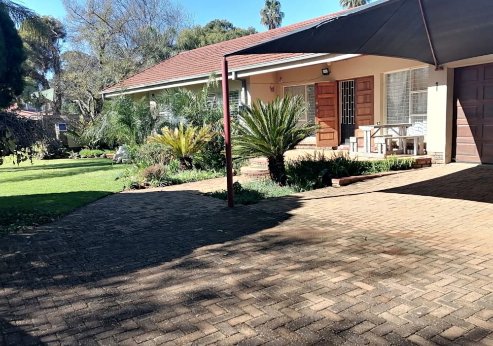 House for sale in Lydenburg (Mashishing) - 1LY1750170 House for sale in Lydenburg (Mashishing) - 1LY1750170