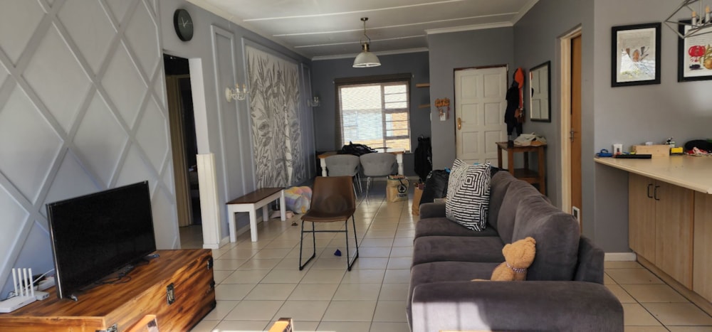 Townhouse sold in Cradock - 1KK1616375 Townhouse sold in Cradock - 1KK1616375