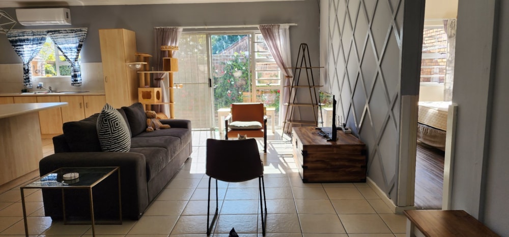 Townhouse sold in Cradock - 1KK1616375 Townhouse sold in Cradock - 1KK1616375