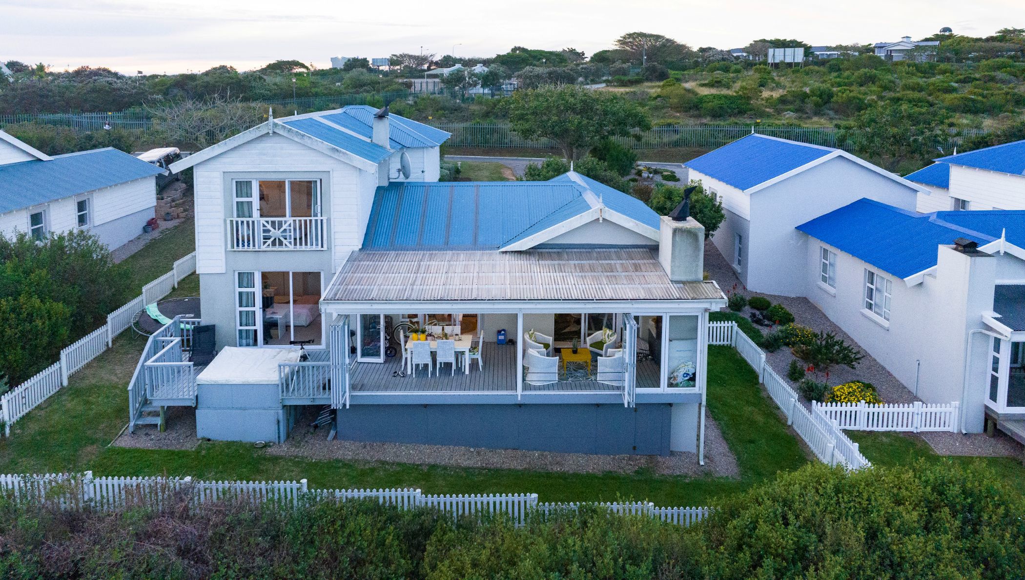 Townhouse for sale in Pinnacle Point Golf Estate - 1MB1616548