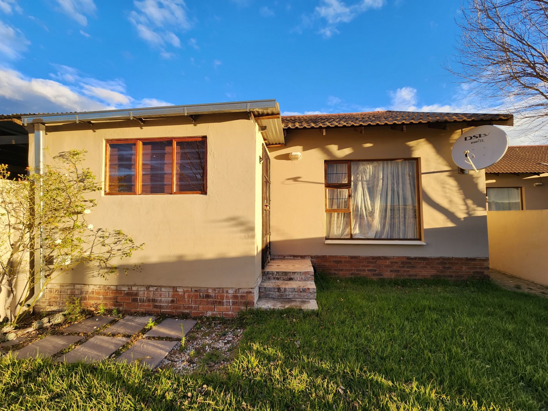 Townhouse for sale in Bayswater - 1BX1616343