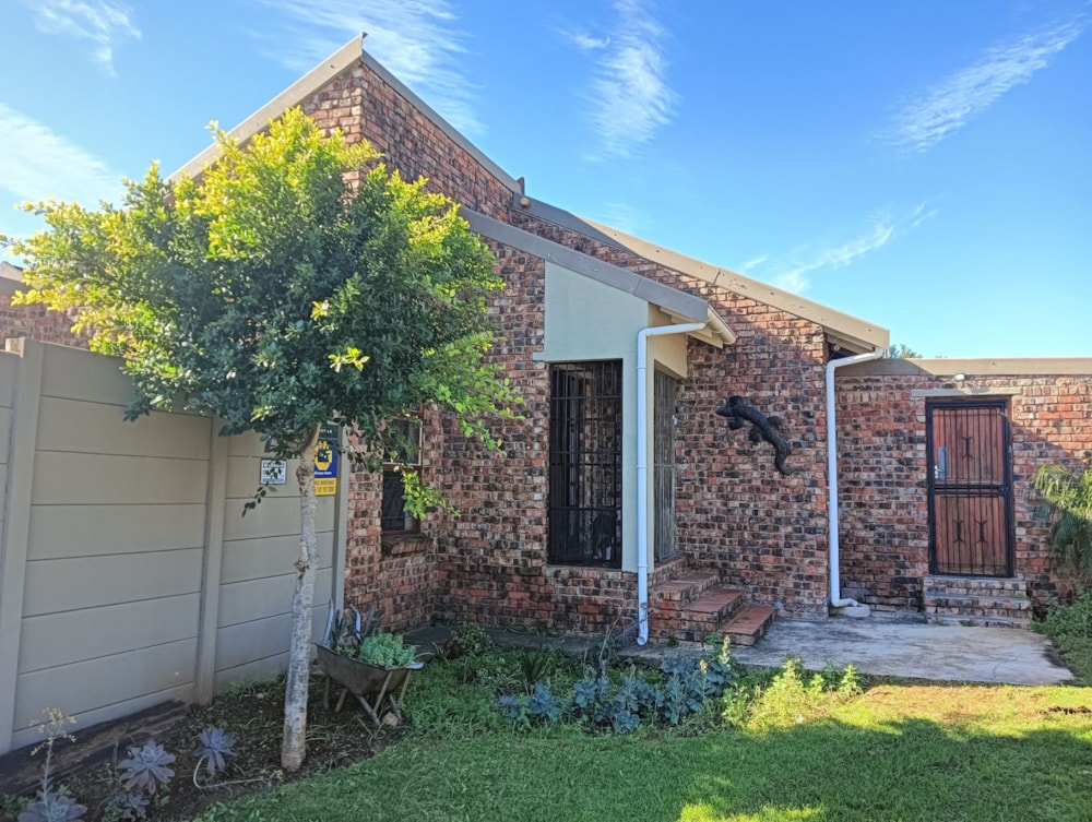 House sold in Strelitzia Park - 1UK1647841 House sold in Strelitzia Park - 1UK1647841