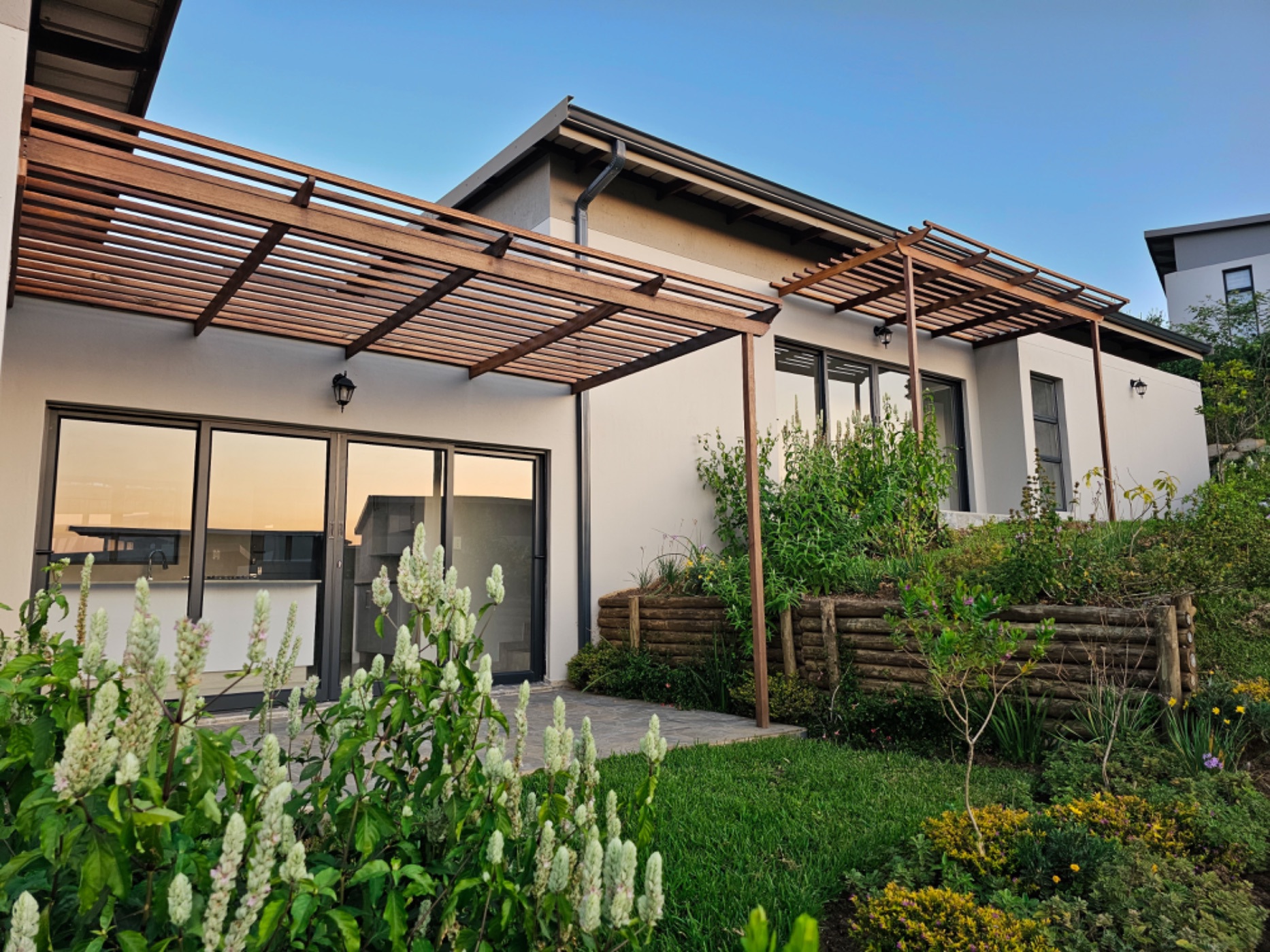 House for sale in Palm Lakes Estates - 1BD1618116