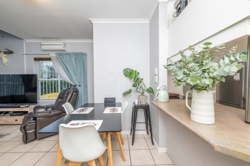 Townhouse to rent in Sonstraal Heights - NSL1732360 Townhouse to rent in Sonstraal Heights - NSL1732360