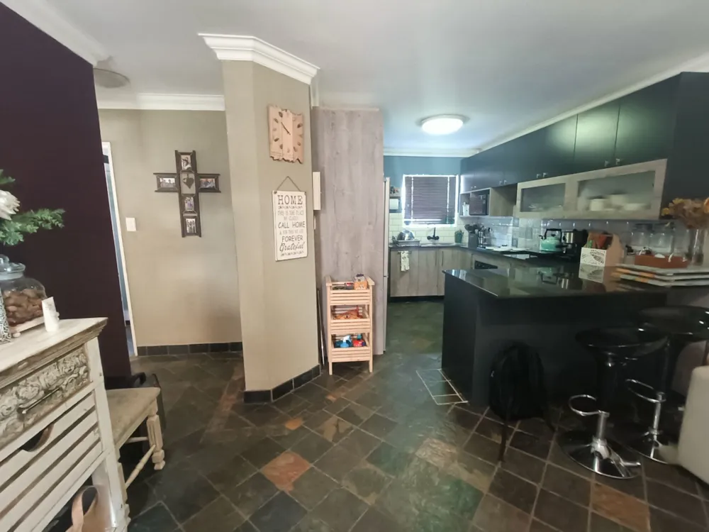 Townhouse let in Langenhovenpark - 1BX1742776 Townhouse let in Langenhovenpark - 1BX1742776