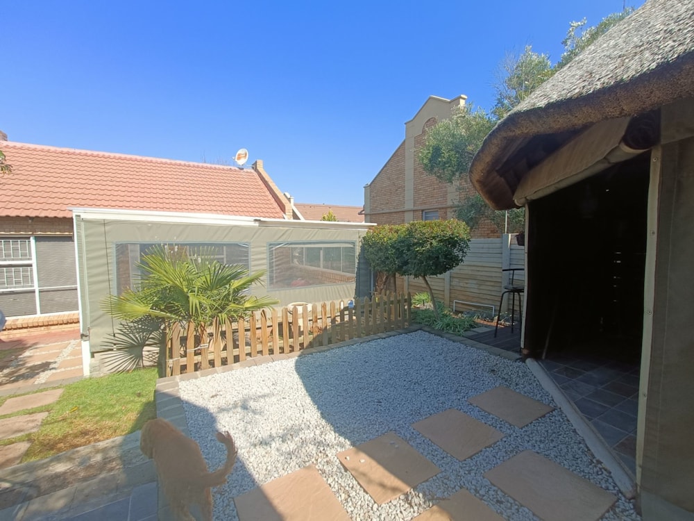 Townhouse to rent in Langenhovenpark - 1BX1742776 Townhouse to rent in Langenhovenpark - 1BX1742776