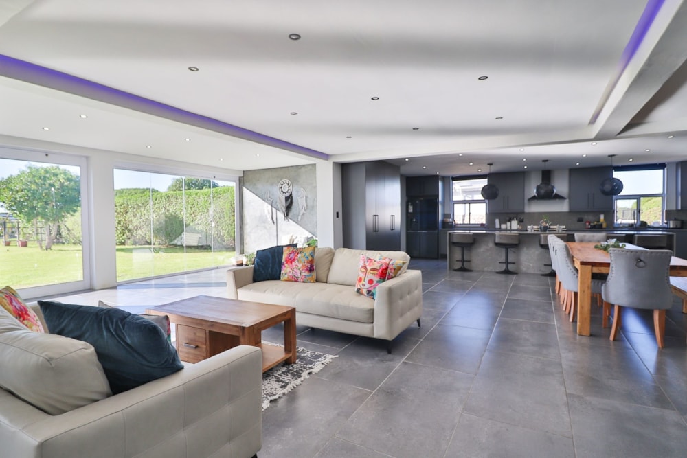 House for sale in Longacres - LA1716742 House for sale in Longacres - LA1716742