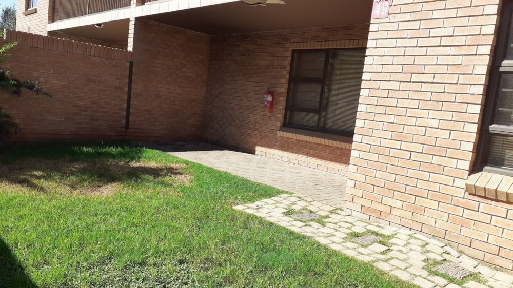 Townhouse to rent in Langenhovenpark - 1BX1741694