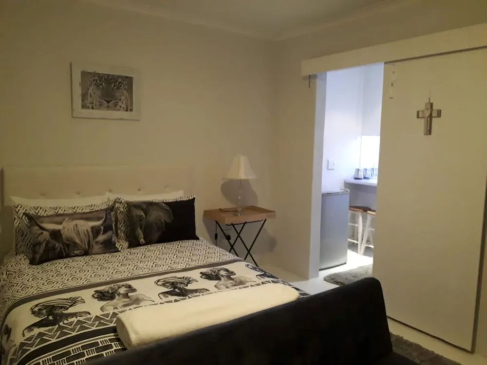 Bachelor apartment let in Bothasig - 1PLA1749786 Bachelor apartment let in Bothasig - 1PLA1749786
