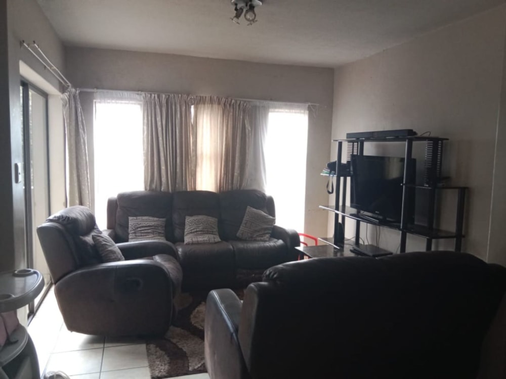 Townhouse to rent in Bendor Park - 1PS1696582 Townhouse to rent in Bendor Park - 1PS1696582