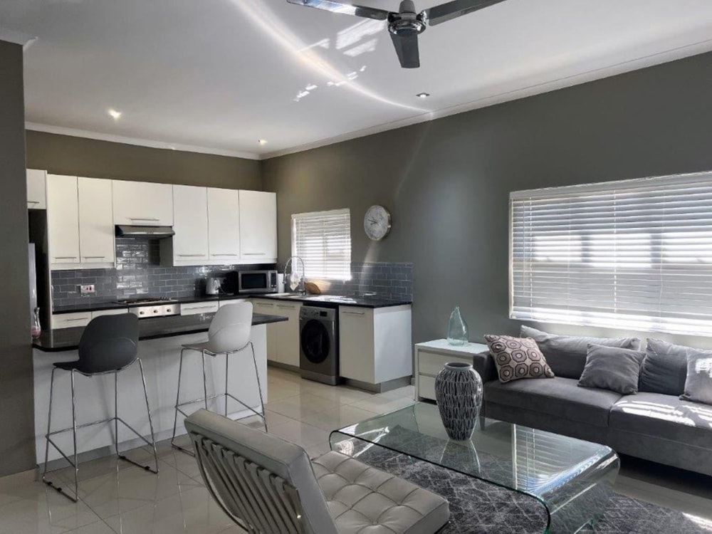 Apartment sold in Phase 2, Botswana - 3BO1619088 Apartment sold in Phase 2, Botswana - 3BO1619088