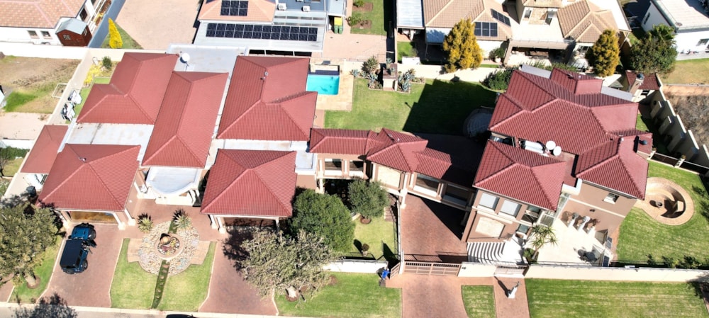 Security complex home for sale in Aquavista Mountain Estate - PRN1621623