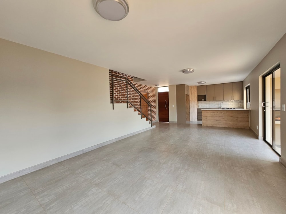 House for sale in La Camargue - 1HR1675319