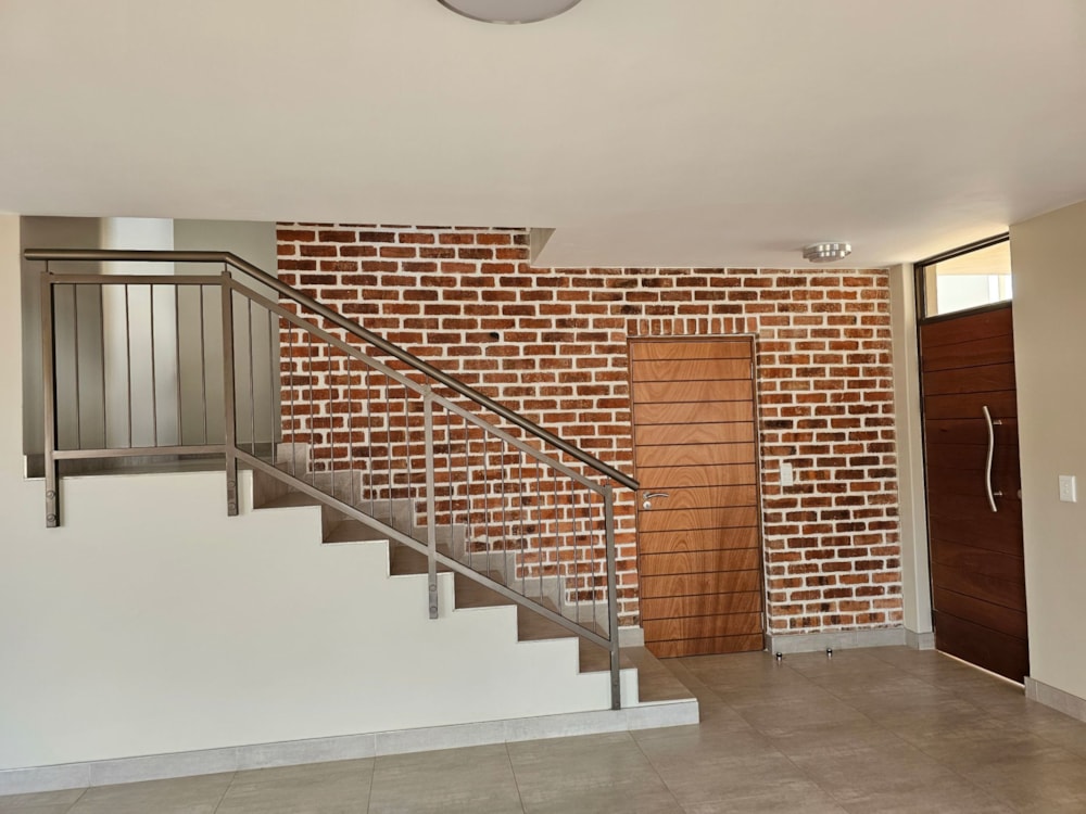 House for sale in La Camargue - 1HR1675319