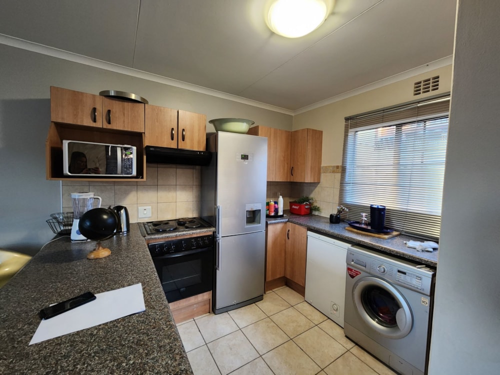 Townhouse for sale in Hillside, Bloemfontein - 1BX1621457 Townhouse for sale in Hillside, Bloemfontein - 1BX1621457