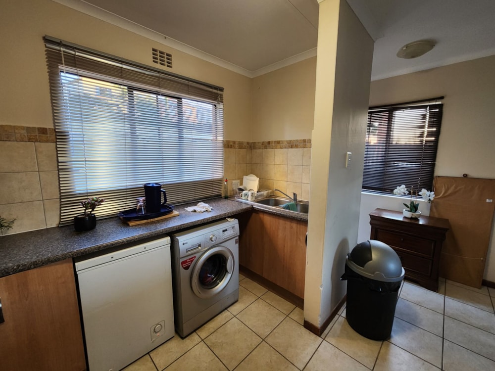 Townhouse for sale in Hillside, Bloemfontein - 1BX1621457 Townhouse for sale in Hillside, Bloemfontein - 1BX1621457