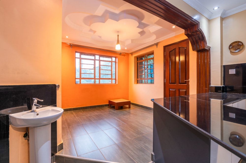 House for sale in Thika, Kenya - 3KE1695960