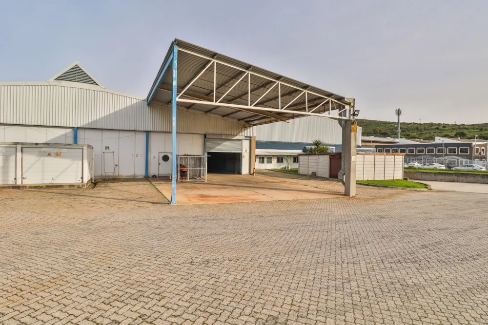 Commercial industrial property for sale in Plankenbrug - ST1618872 Commercial industrial property for sale in Plankenbrug - ST1618872
