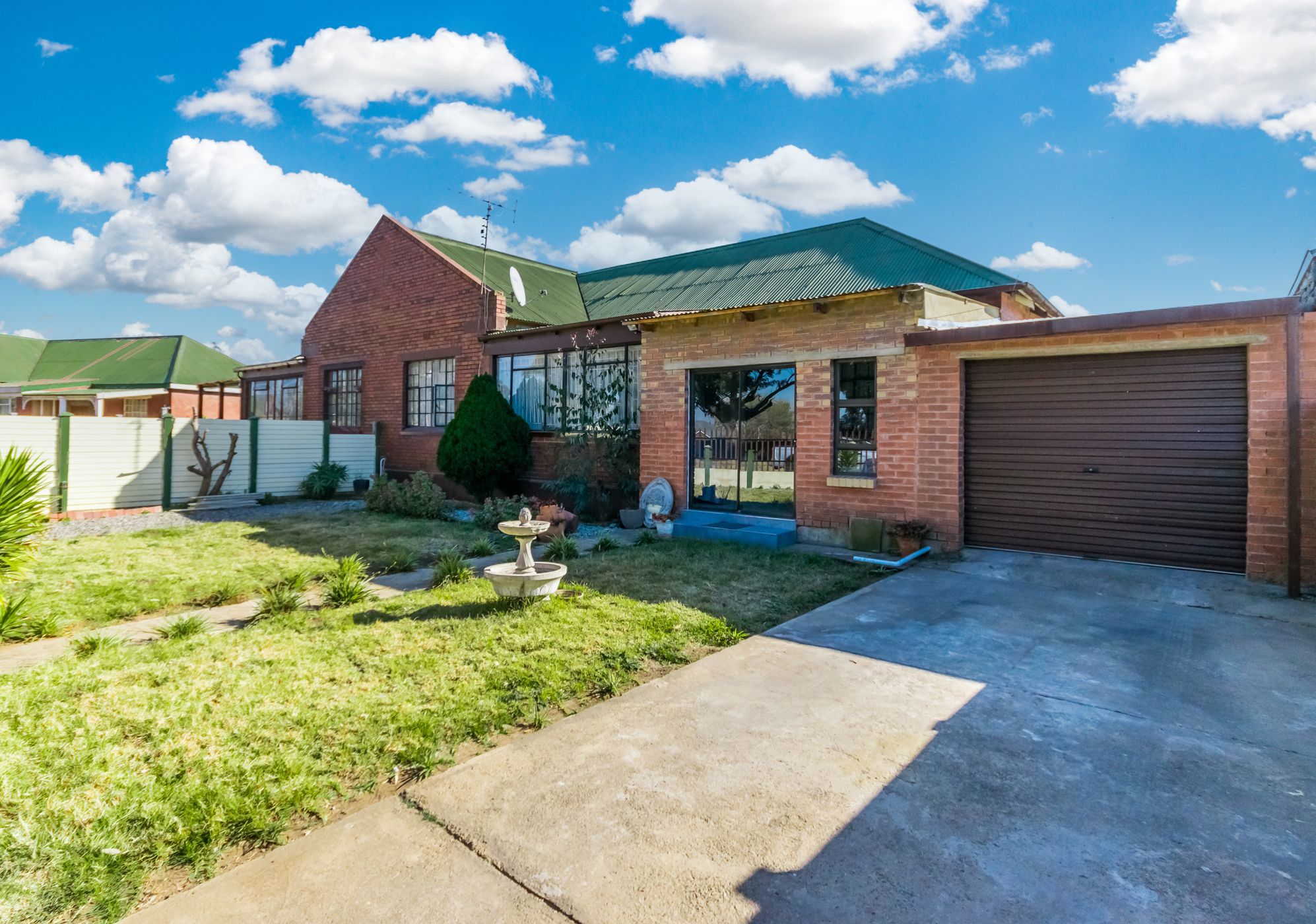 House for sale in West Village - 1KR1712176