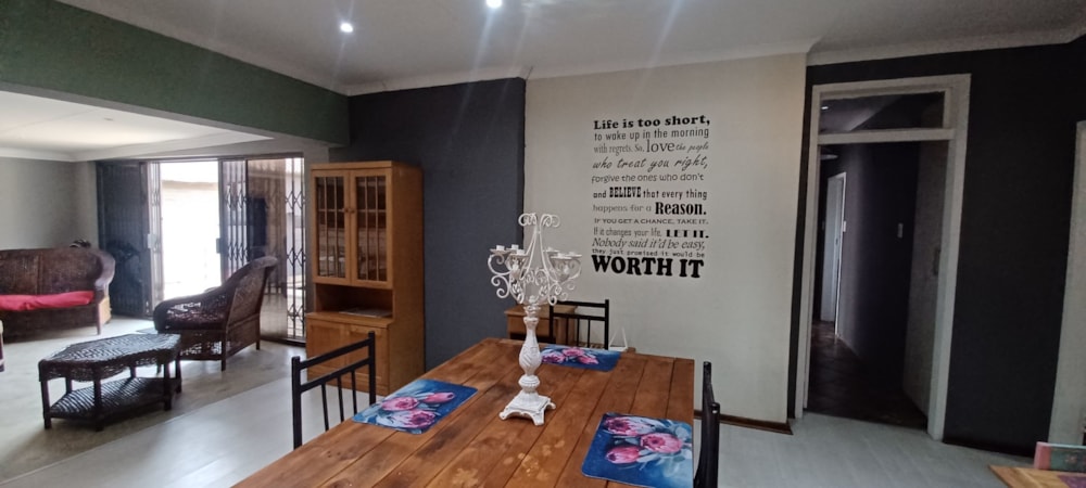 House for sale in Sunnyridge, Newcastle - 1NW1619542 House for sale in Sunnyridge, Newcastle - 1NW1619542