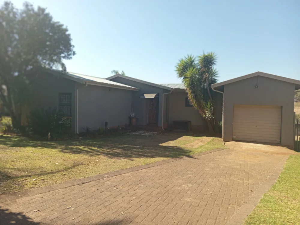 House for sale in Sunnyridge, Newcastle - 1NW1619542 House for sale in Sunnyridge, Newcastle - 1NW1619542