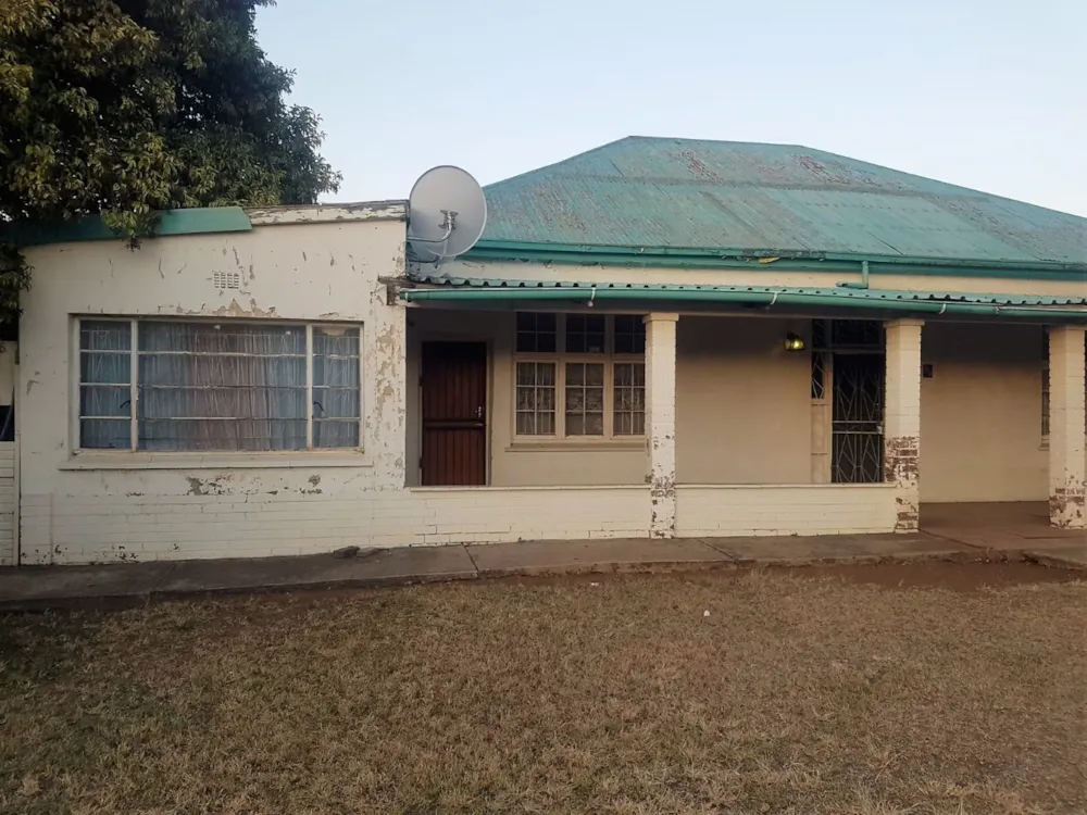 Residential complex for sale in Theunissen - 1BX1620301 Residential complex for sale in Theunissen - 1BX1620301