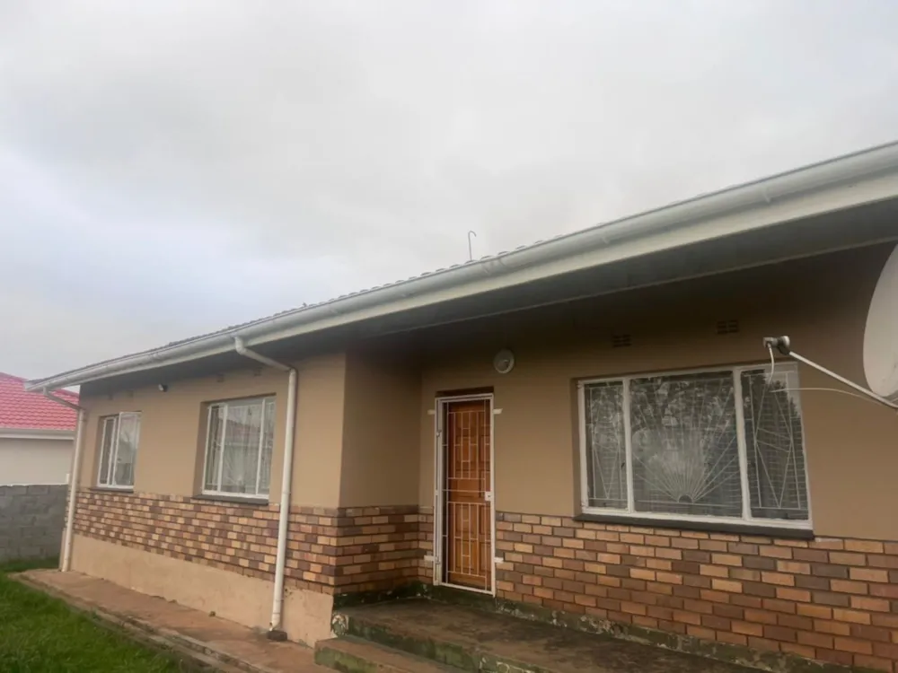 House let in Southernwood, Mthatha - 1MH1730042 House let in Southernwood, Mthatha - 1MH1730042