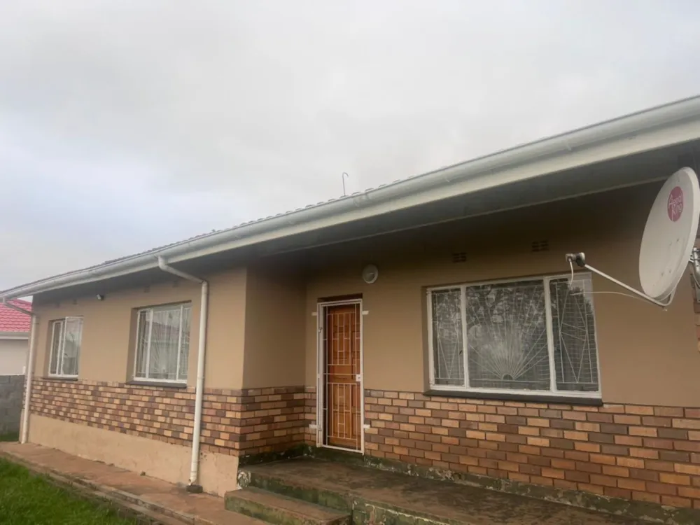 House let in Southernwood, Mthatha - 1MH1730042 House let in Southernwood, Mthatha - 1MH1730042