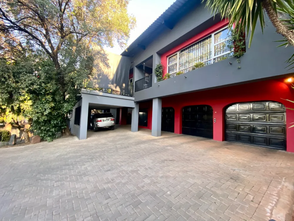 Double-storey house for sale in Protea Park, Rustenburg - 1RU1620129 Double-storey house for sale in Protea Park, Rustenburg - 1RU1620129