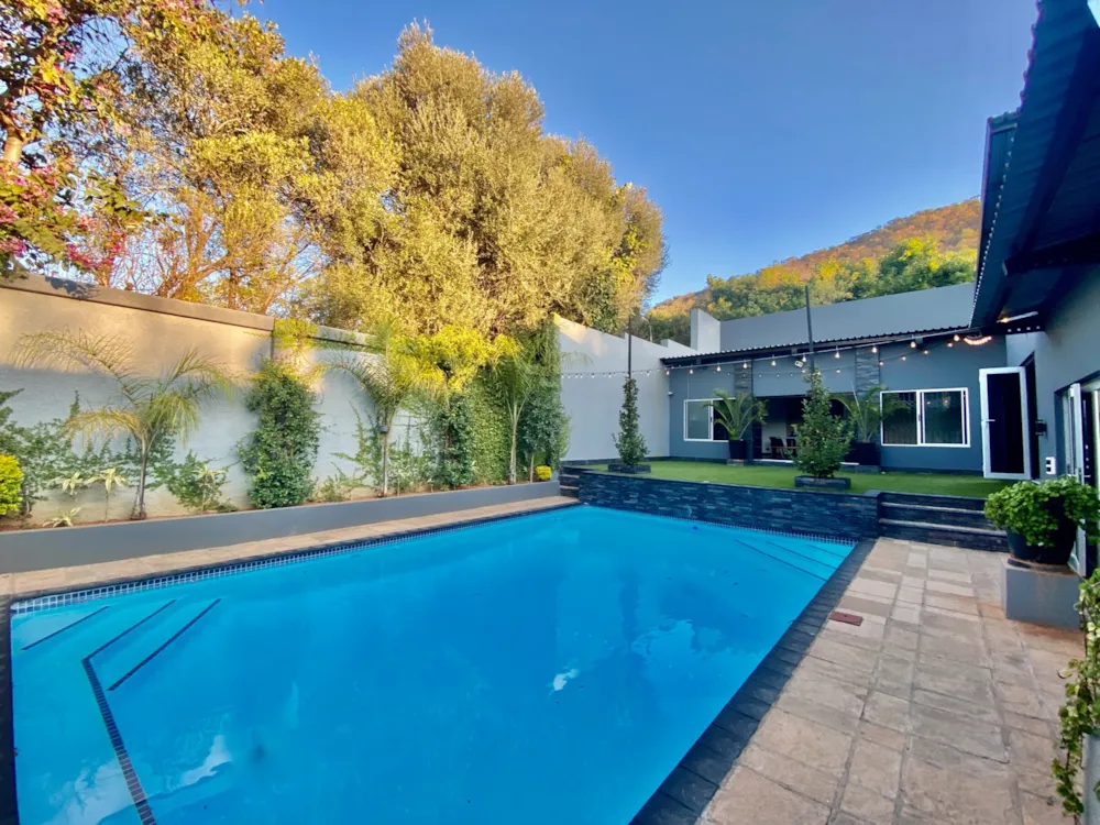 Double-storey house for sale in Protea Park, Rustenburg - 1RU1620129 Double-storey house for sale in Protea Park, Rustenburg - 1RU1620129