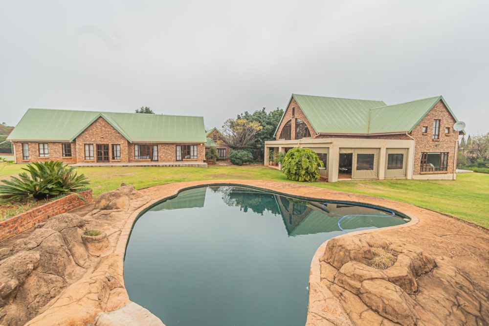 House for sale in Mooikloof Equestrian Estate - PT1688239