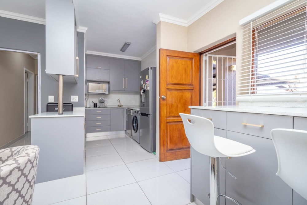Apartment to rent in Rangeview - 1KR1751044 Apartment to rent in Rangeview - 1KR1751044
