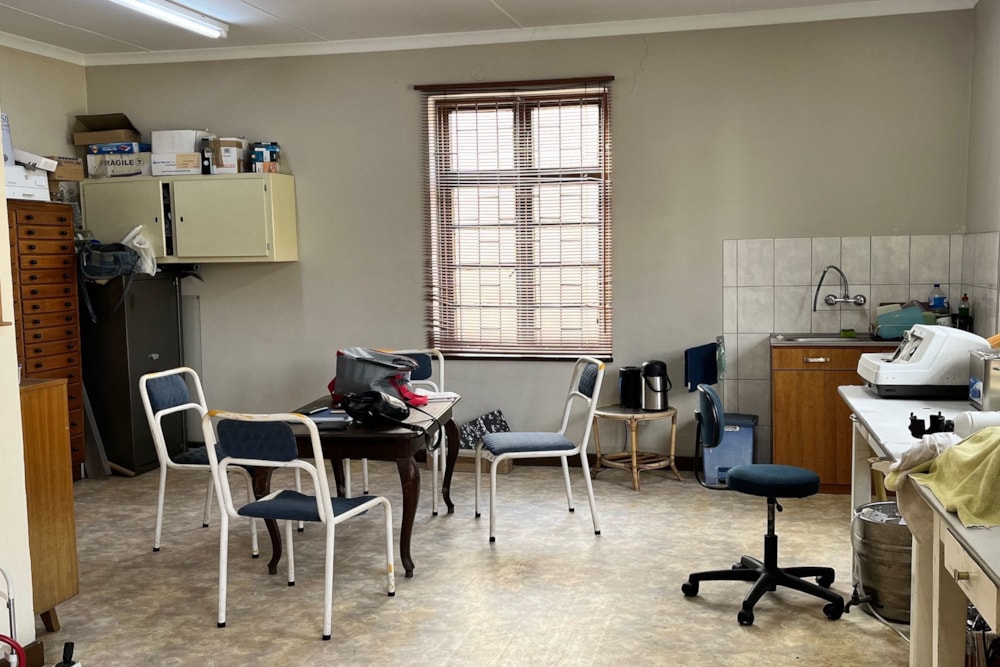 Commercial Building for sale in Walvis Bay, Namibia - 3NM1621117