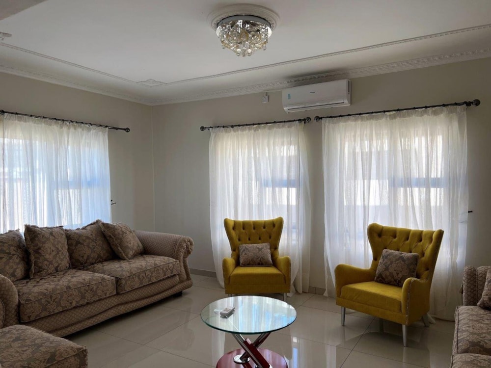 House to rent in Phakalane, Botswana - 3BO1737953