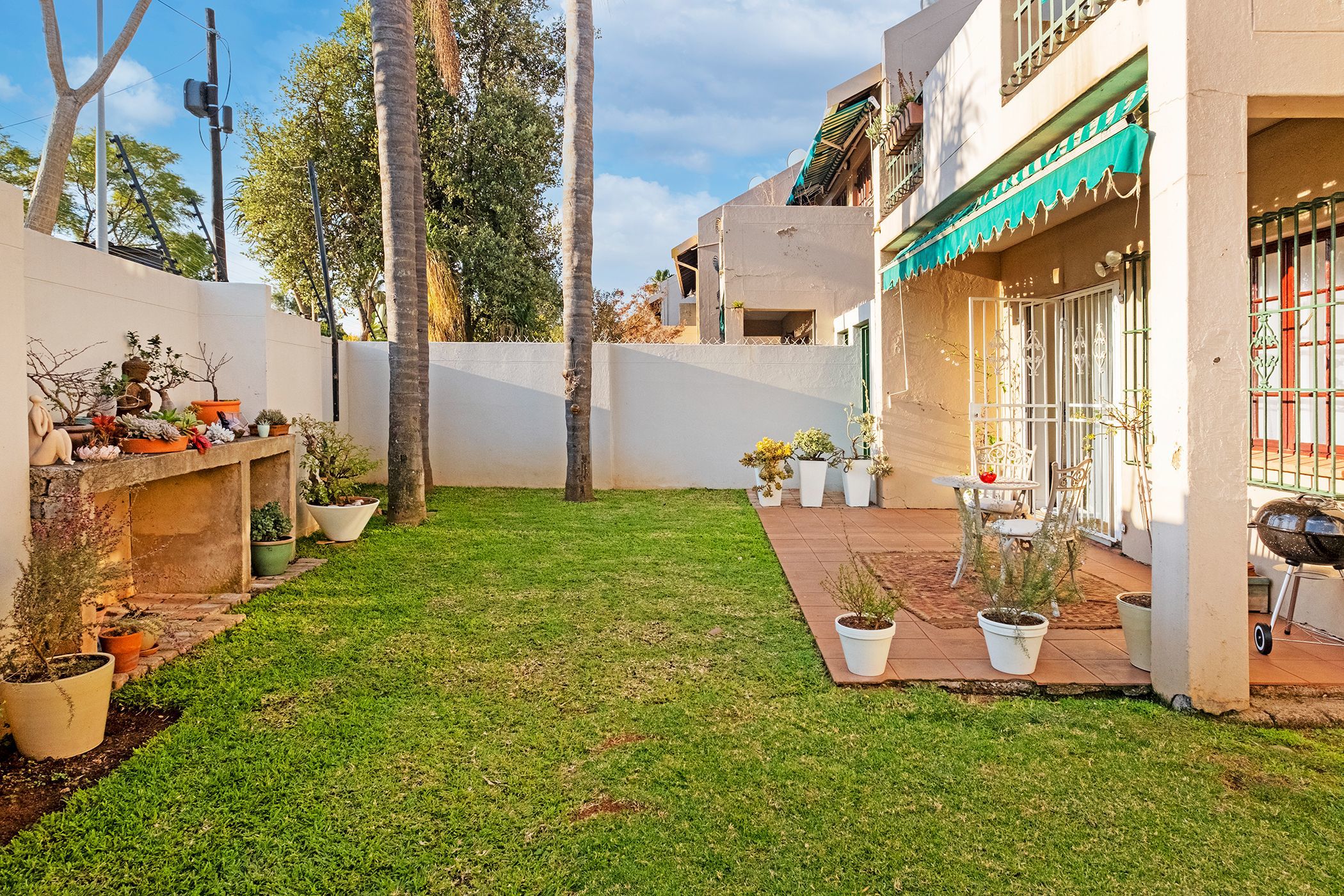 Apartment for sale in Sandown, Sandton - HP1736940